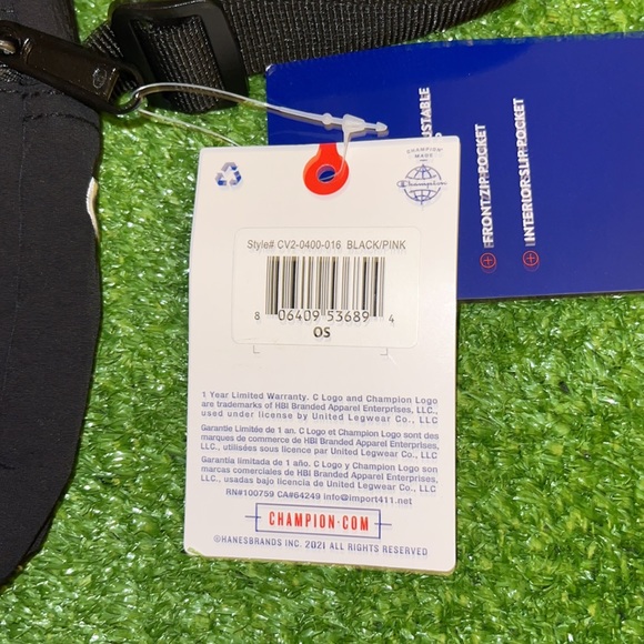 Champion Men’s Small Messenger Bag🆕 - Picture 6 of 11